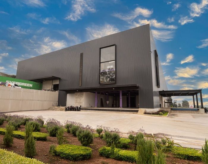 Ofibodegas en Fraijanes, un proyecto de Olik